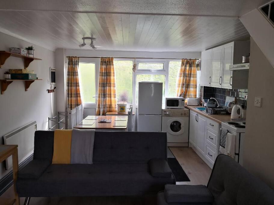'Le Chalet Ii' Free Unlimited Wifi 2 Bed Chalet House Hodgeston Екстер'єр фото