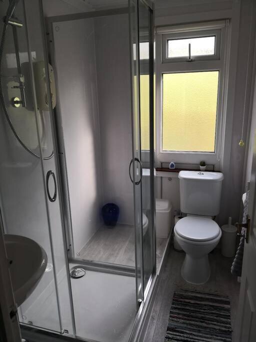 'Le Chalet Ii' Free Unlimited Wifi 2 Bed Chalet House Hodgeston Екстер'єр фото